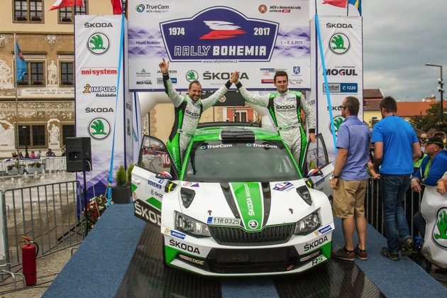 Rallye Bohemia: Kopecký/Dresler sichern beim Heimspiel dritten Meisterschaftstitel für SKODA (FOTO)