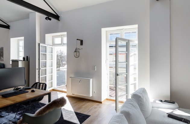 ISOTEC GmbH: Neue Fenster - aber beim Lüften ändert sich nichts? / Was Bewohner nach dem Fensteraustausch unbedingt beachten sollten