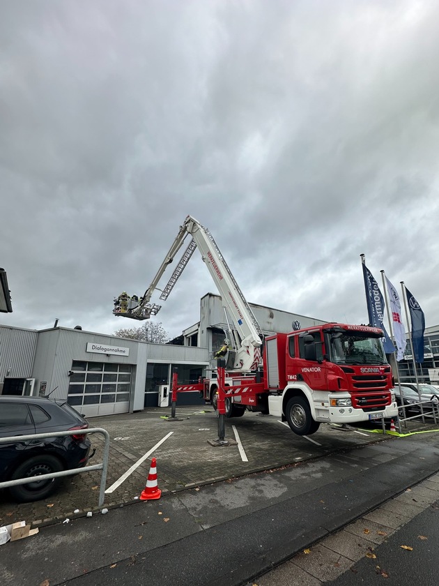 FW-MH: Dritte Folgemeldung zum Großbrand an der Kölner Straße