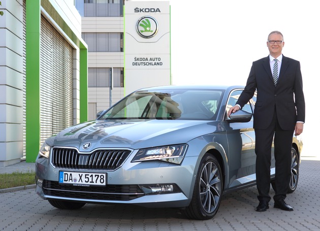 Frank Jürgens übernimmt das Steuer bei SKODA AUTO Deutschland (FOTO)