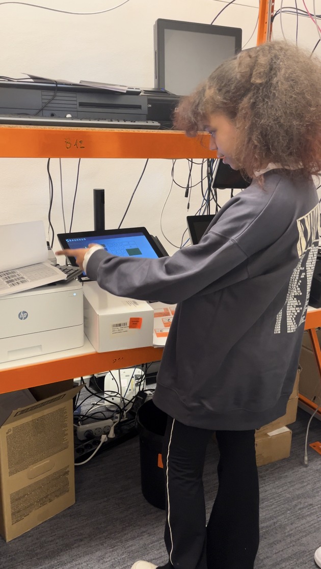 Girls'Day und Boys'Day 2024 bei BAUHAUS mit über 200 Schülerinnen und Schülern