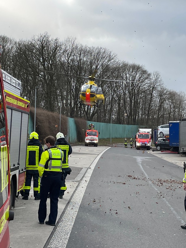 FW-EN: Gemeldete Explosion am Autobahnparkplatz Klosterholz