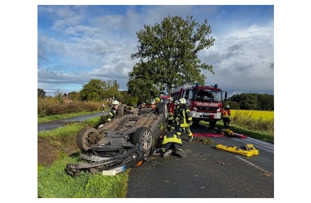 POL-STD: Drei Verletzte bei Unfall in Harsefeld - Griemshorst, Hochwertiger Porsche in Stade entwendet, Wohnmobil in Jork entwendet