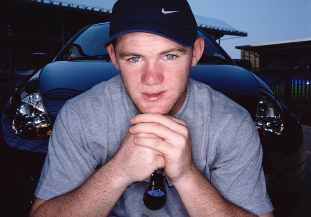 Torjäger Wayne Rooney fährt Ford Sportka