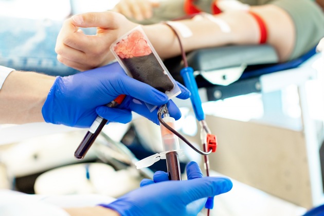 Herzensangelegenheit für Doc Caro: „Jede Blutspende rettet Leben“