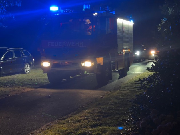 FW-ROW: Schwerer Verkehrsunfall auf der Kreisstraße 139 - Motorradfahrer schwer verletzt +++ Katze in misslicher Lage