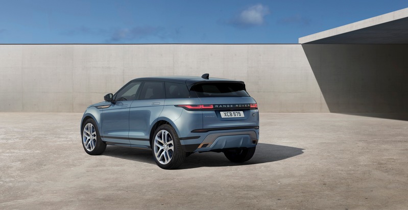 Festliche Enthüllung des neuen Trendsetters in London - Die zweite Generation des Range Rover Evoque feiert Weltpremiere: der kompakte Luxus-SUV für Stadt und Land (FOTO)