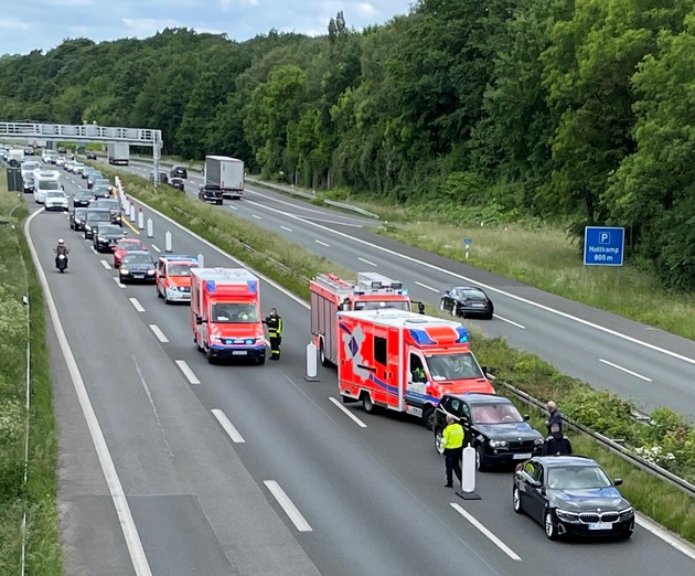 FW-EN: Verkehrsunfall Bundesautobahn