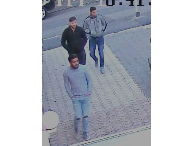 POL-SU: Polizei fahndet mit Bildern nach Einbrechern