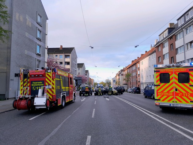 FW Bremerhaven: Verkehrsunfall auf der Georgstraße