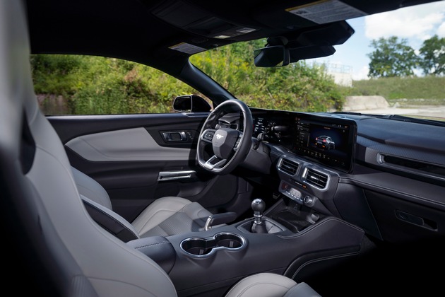 Der neue Ford Mustang setzt neue Pony Car-Massstäbe in puncto Design, Performance und Digitalisierung