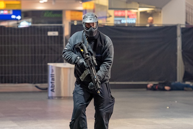 BPOLD-H: Gemeinsame Abschlusspressemitteilung: 
Bundespolizei und Polizei Bremen trainieren Terrorlagen im Bremer Hauptbahnhof