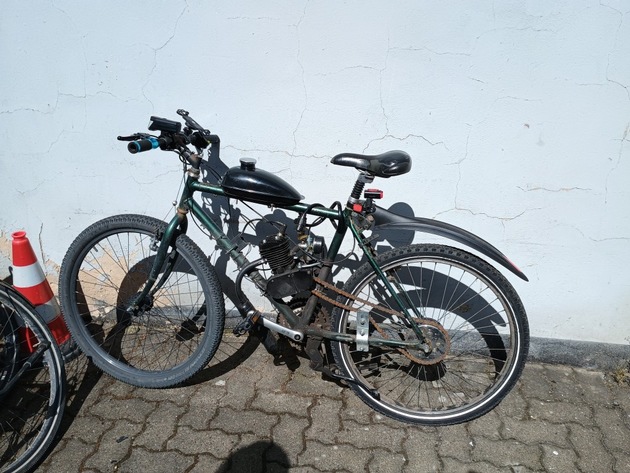 POL-H: Fahrradstaffel zieht Bastlerfahrrad im &quot;Oldschool-Stil&quot; aus dem Verkehr