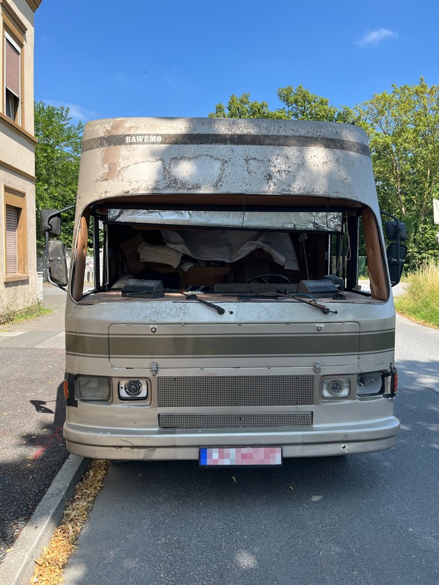 POL-SO: Besonders "luftiges" Wohnmobil bei Schwerpunkteinsatz aus dem Verkehr gezogen