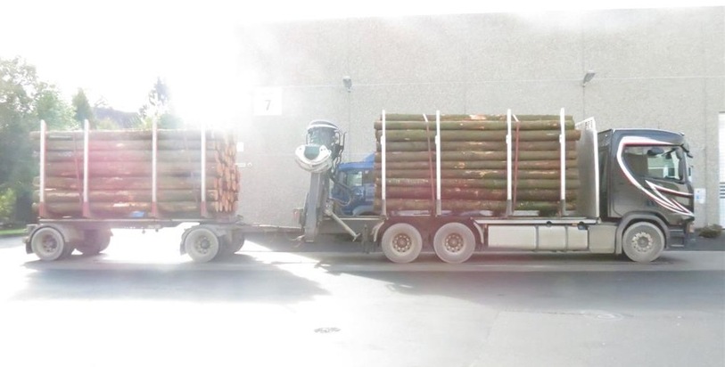 POL-PPTR: Schon wieder missachten Fahrer von Holztransporten die gesetzlichen Vorgaben
