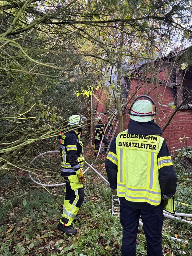 FW-Schermbeck: Starke Verrauchung in einem leerstehenden Gebäude