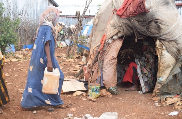 SOS-Kinderdörfer weltweit Hermann-Gmeiner-Fonds Deutschland e.V.: Doppelte Gefahr für Kinder und Frauen: Dürre in Somalia führt zu Hunger und Gewalt