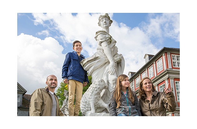 Niedersächsisches Wirtschaftsministerium zeichnet Stadt Wolfenbüttel erneut für Kinder- und Familienfreundlichkeit aus