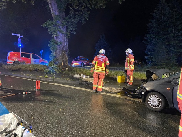 FW-Velbert: Verkehrsunfall auf der Werdener Straße endet tragisch