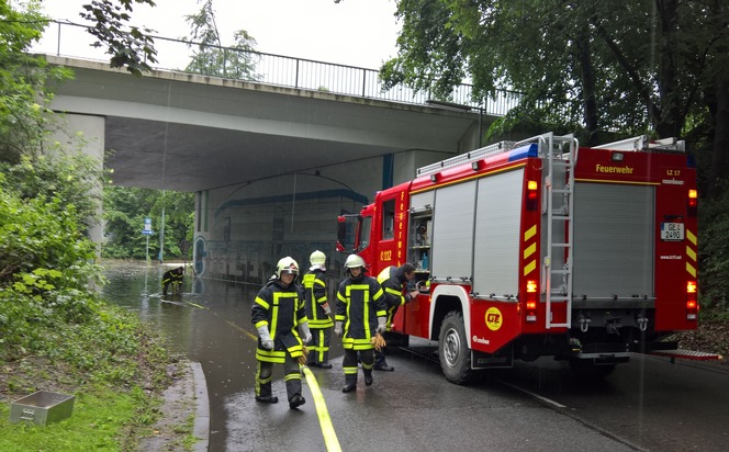 FW-GE: Unwetter in Gelsenkirchen - 90 Einsätze für die Feuerwehr