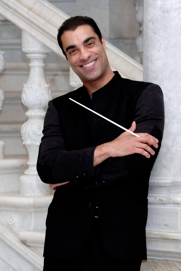 Migros-Percento-culturale-Classics: tournée III della stagione 2015/2016 / Una celebrità indiana nelle sale da concerto svizzere