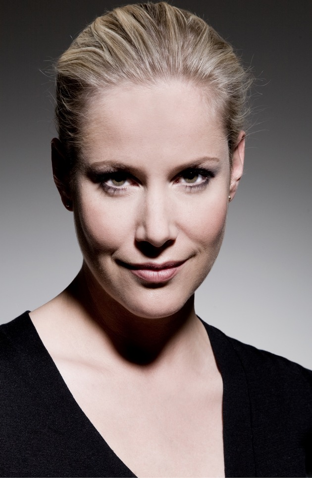 Constantin Film und Anika Decker vereinbaren exklusive Zusammenarbeit / Neuer Rahmenvertrag mit DECKER BROS.