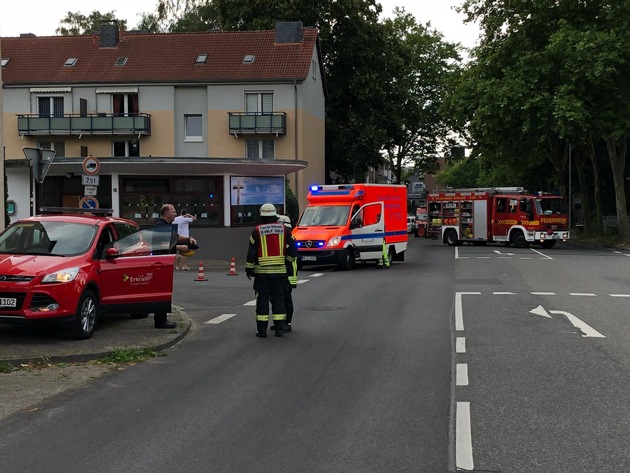 FW-Erkrath: Einsatzreicher Freitagnachmittag für die Feuerwehr Erkrath