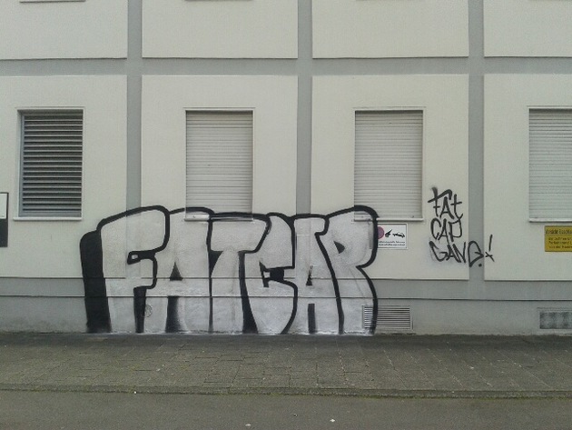 POL-PDMT: erneute Sachbeschädigung durch Graffiti
