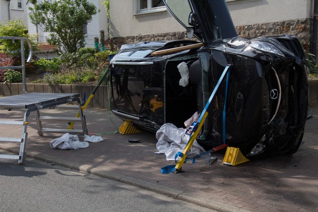 FW Menden: Eine verletzte Person bei Verkehrsunfall