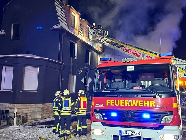 FW-EN: Wohnungsbrand mit mehreren Verletzten (Abschlussmeldung)