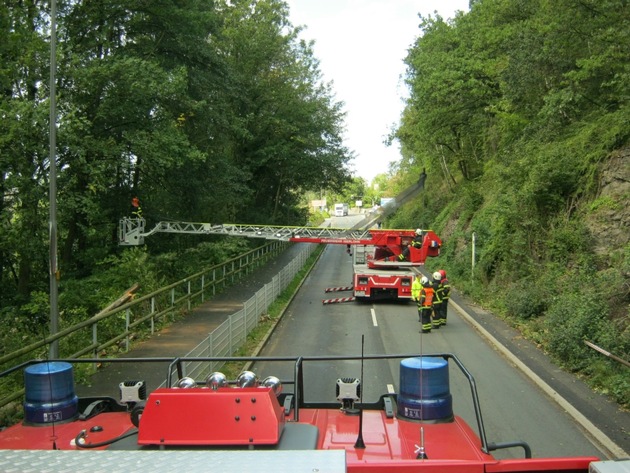 FW-MK: Wetterbedingte Einsätze - Straßensperrung