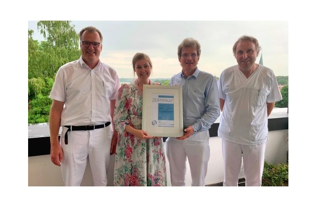 Pressemeldung: Schön Klinik und Sankt Elisabeth Krankenhaus Eutin gemeinsam rezertifiziert
