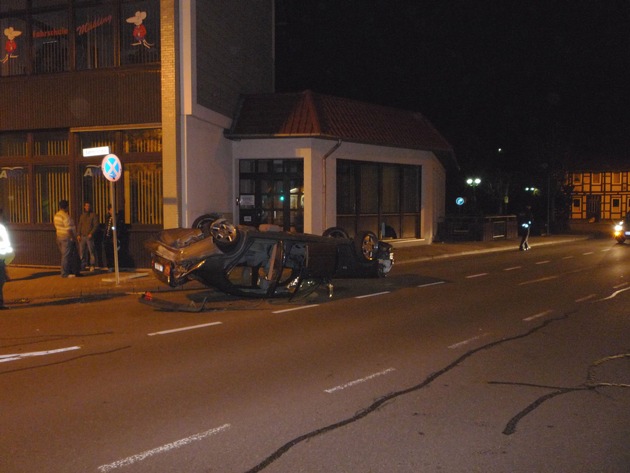 POL-NOM: Mercedes war zu schnell (zwei Bilder im Anhang)