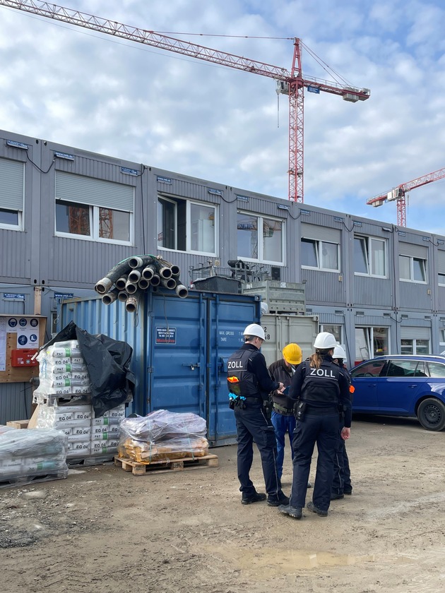 HZA-F: Bundesweite Schwerpunktprüfung gegen Schwarzarbeit- Zoll nimmt Baubranche ins Visier