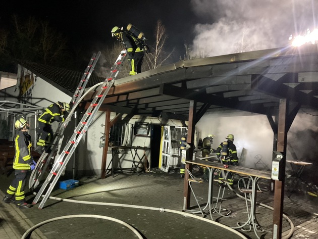 FW-DO: Anhängerbrand am Vereinsheim in Dortmund-Körne