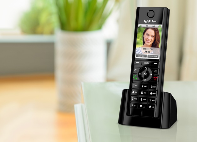 FRITZ!Fon C5: Das neue Multitalent für Telefonie und Smart Home