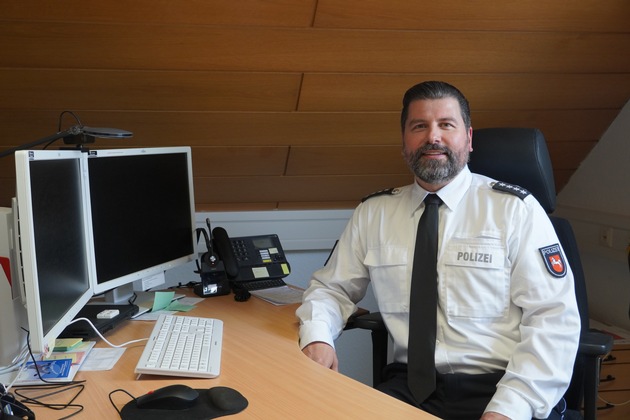 POL-GÖ: (176/2025) Polizeistation Friedland hat neuen Leiter - Inspektionsleiter Marco Hansmann begrüßt Ullrich Björn Ritzau als Nachfolger von Jörk Grote in Groß Schneen