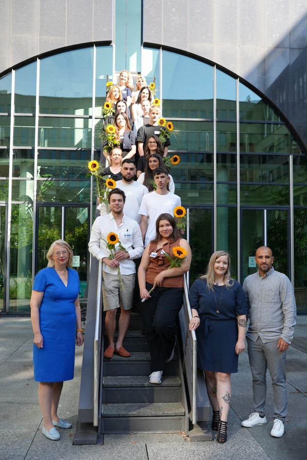 57 Nachwuchskräfte beginnen Studium und Ausbildung bei der DRV Berlin-Brandenburg