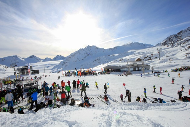 Ein halber Meter Neuschnee in Tirol  Schneebericht vom Pitztaler Gletscher - ANHÄNGE