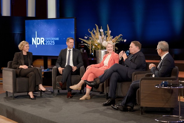 Staffelübergabe: NDR Rundfunkrat, NDR Verwaltungsrat und NDR verabschieden Joachim Knuth und begrüßen Hendrik Lünenborg