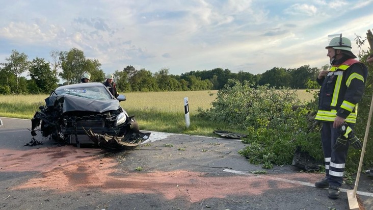 FW Celle: Verkehrsunfall in Hustedt auf der K 26