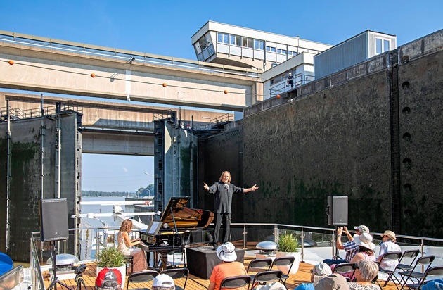 Excellence Cruises - Reisebüro Mittelthurgau: Weltpremiere in zwei Schleusen