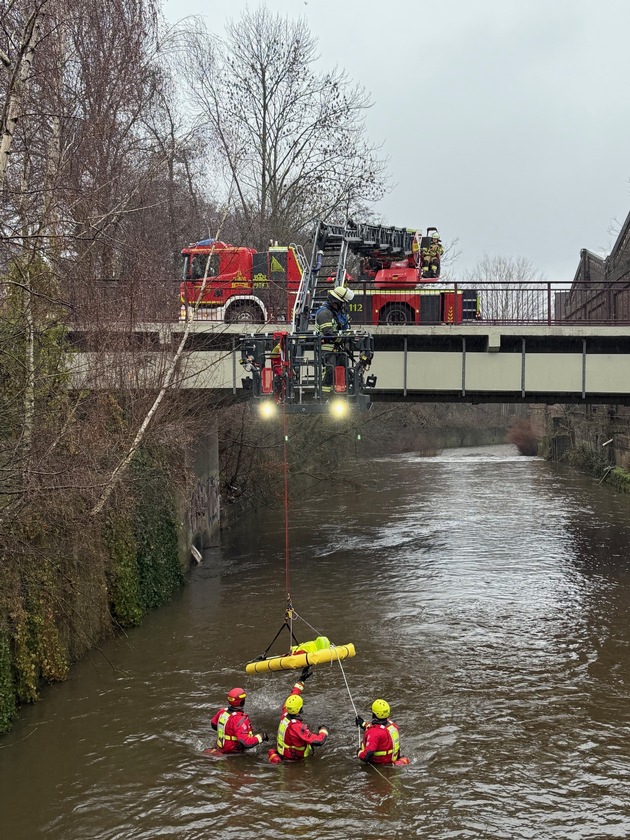 FW-EN: Übung mit Strömungsrettern und 3 Einsätze am Vormittag