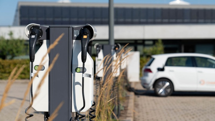 EnBW-Tochter ChargeHere erweitert Lade-Sortiment durch Hypercharger von Alpitronic