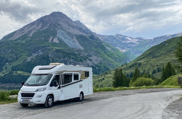 HUK-COBURG: Urlaub mit dem Wohnmobil: Was tun bei Panne oder Unfall