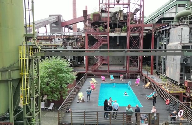 Werksschwimmbad auf Zollverein erfolgreich eröffnet / Coolster Pool im Westen bis zum 25. August 2024 geöffnet
