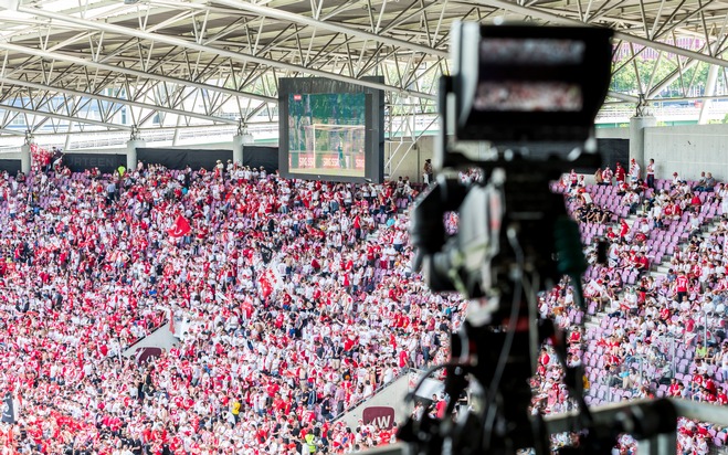 La Coupe de Suisse, le football national féminin et les équipes de moins de 21 ans en direct sur les canaux de la SSR jusqu&apos;en 2023/24