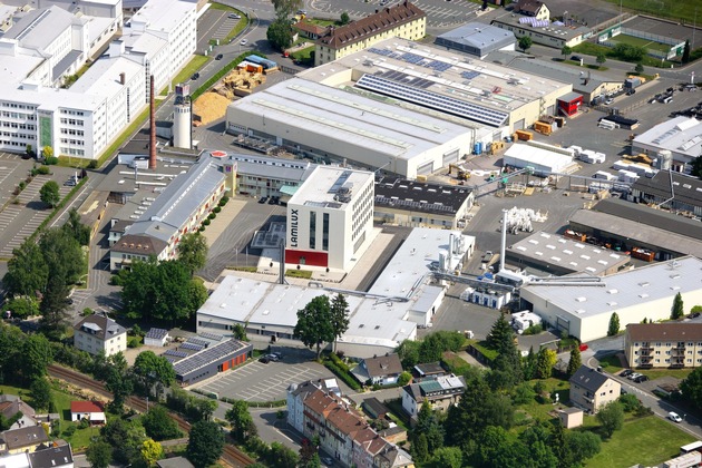 Jahresmeldung der LAMILUX Heinrich Strunz Gruppe