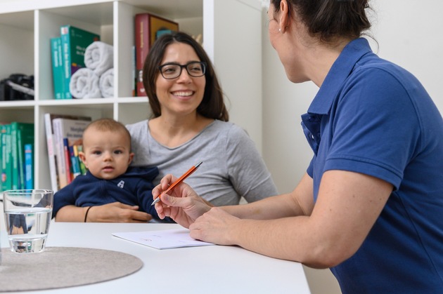 Wenn Babys verreisen: Wie Osteopathie Familienurlaube entspannter machen kann