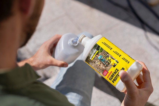 Pressemitteilung: Außenflächen langfristig schützen – Neuer Sprühimprägnierer RM 542 von Kärcher